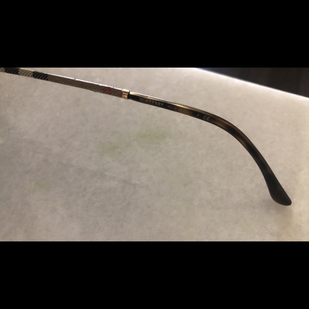 Burberry 3090Q Sunglasses - Picture 5 of 8